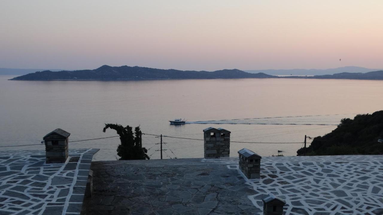 House With Marvelous View Lejlighed Ouranoupoli Eksteriør billede